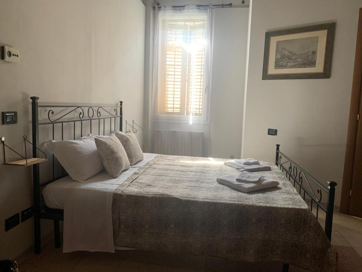 Le Stanze Sul Po Bed and Breakfast Φεράρα Εξωτερικό φωτογραφία