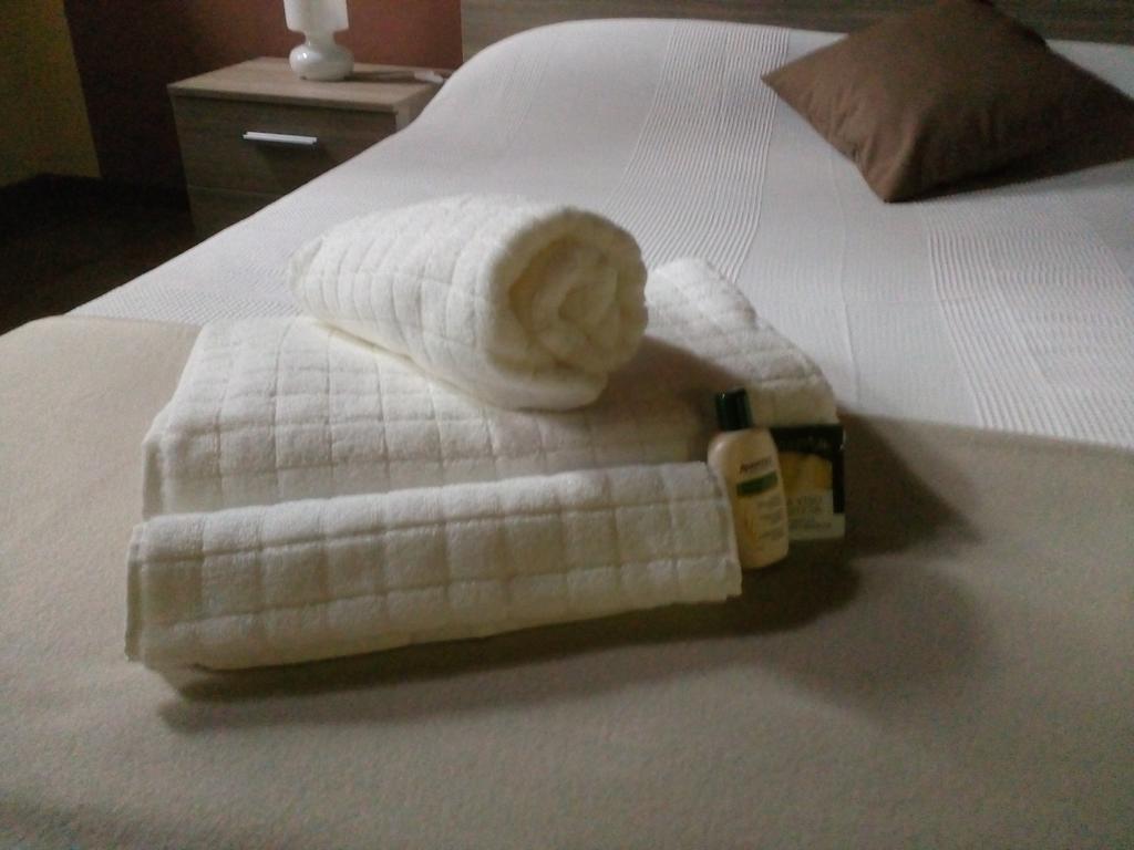 Le Stanze Sul Po Bed and Breakfast Φεράρα Εξωτερικό φωτογραφία