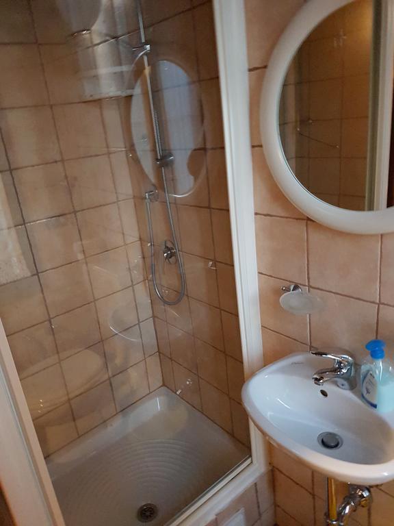 Le Stanze Sul Po Bed and Breakfast Φεράρα Εξωτερικό φωτογραφία